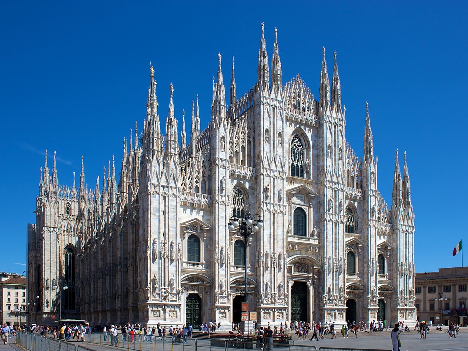  Un voyageur catholique en Italie: Art, Architecture, culture catholique, ect ( Images, musique et vidéos)  Milan-1779167_960_720