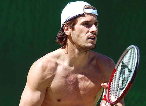 Deportistas W_tommyhaas_500