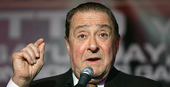 Encuentran muerto al hijo de Bob Arum. A_arum_bob_ht