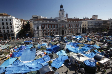 Los “indignados” volverán a acampar el 12 de Mayo en Madrid 1335113686_0