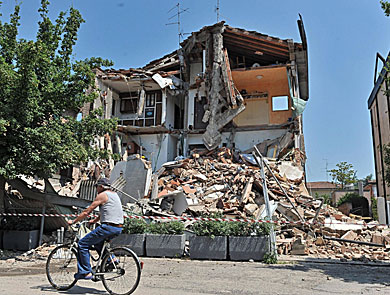 Diecisiete personas mueren en una nueva serie de terremotos en Italia 1338280295_g_0