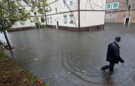 INUNDACIONES, DESBORDAMIENTOS, MAREAS ... - Página 10 1320665692779