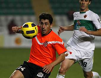 Peragón refuerza la delantera del Nàstic 1309537233_extras_mosaico_noticia_1_g_0