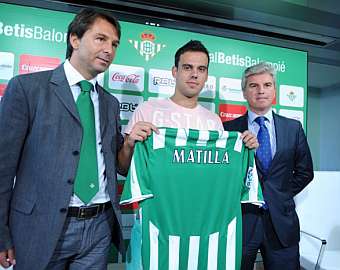 Matilla: "El Betis volverá a crecer" 1309871179_extras_mosaico_noticia_1_g_1