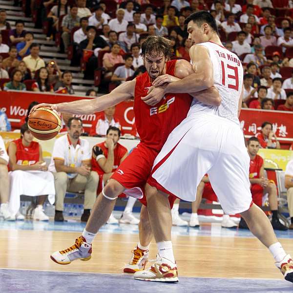 Yao Ming se retira 1310154535_extras_mosaico_noticia_1_g_0