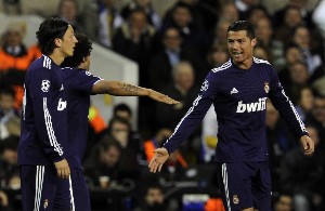 UEFA CHAMPIONS LEAGUE 2010-2011 - Página 2 Tot_rm_gol_300x195