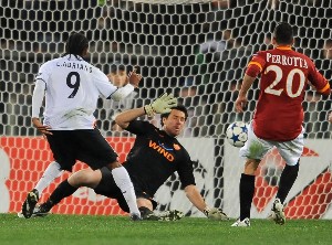 UEFA CHAMPIONS LEAGUE 2010-2011 Roma4_300x222