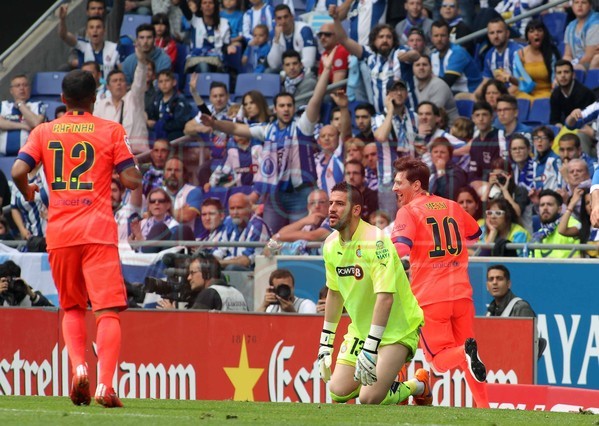 صور : مباراة اسبانيول - برشلونة  0-2 ( 25-04-2015 )  Rcd-espanyol-barcelona-1429979665850