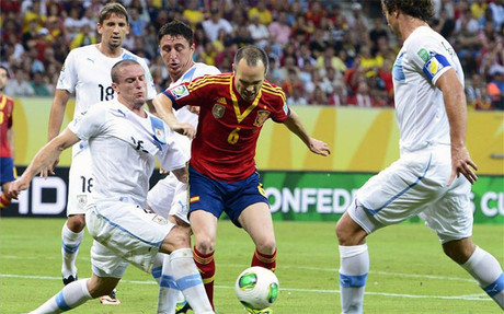 إنييستا أفضل لاعب في مباراة إسبانيا و الأوروغواي 1371428384617