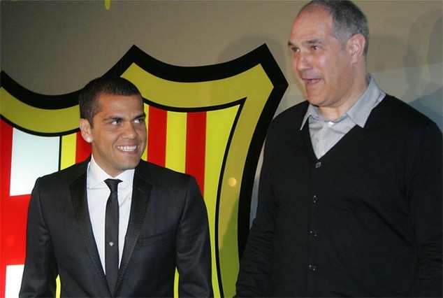 Dani Alves on fire Dani-alves-con-zubizarreta-1408654404469