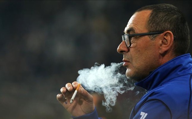 Sarri new Napoli coach - Page 2 Sarri-smoking-1433604952379