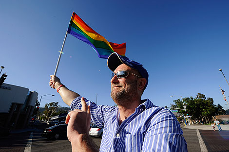 La Casa Blanca, satisfecha por la autorización del matrimonio homosexual  1281000155_0