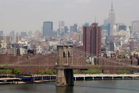 Reabren el puente de Brooklyn tras una falsa alerta por un paquete sospechoso 1287153952_0