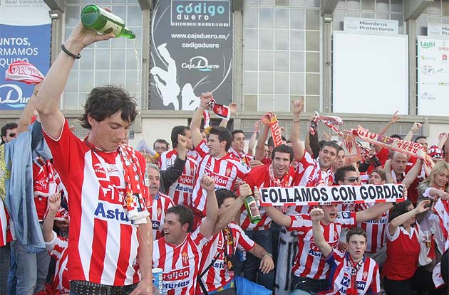 Sporting de Gijón - Real Madrid (domingo 20:30h) VUELVE LA LIGA 1243116224_extras_albumes_0