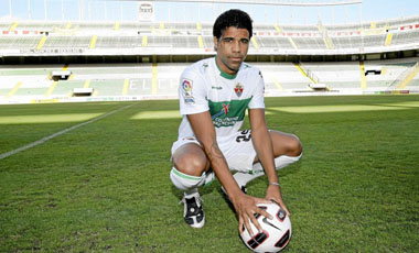 Bodipo cecido al Elche 1283193854_extras_portadilla_0