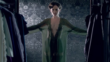 Irene Adler "La Mujer" Irene-adler_470x264