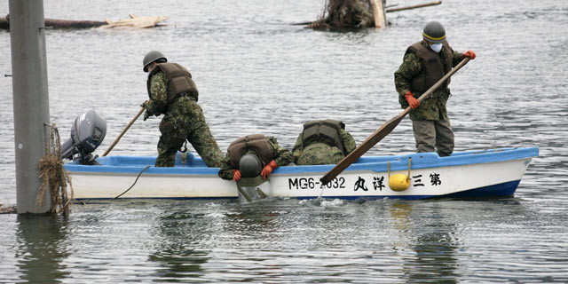 JAPON DA ALERTA NUCLEAR - Página 3 1301105629_3