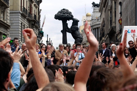 Domingo, 15 de Mayo, gran protesta ciudadana en España. 1305820613_0