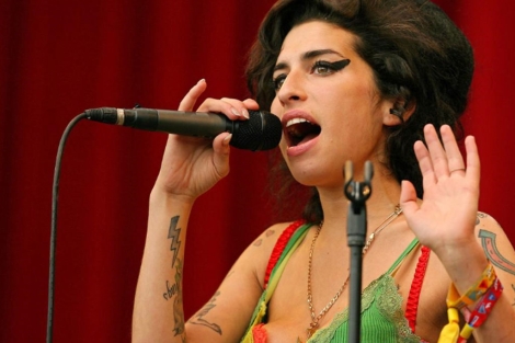 Amy Winehouse (14 de septiembre de 1983 - 23 de julio de 2011) - Página 2 1311438876_0