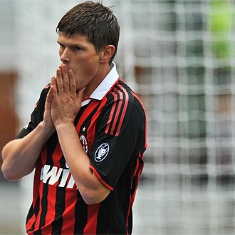 El Milan ya quiere vender a Huntelaar!! 1255174612_0