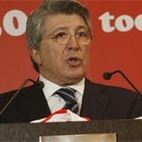 Cerezo: "Tenemos muy buen equipo y empezaremos el 2010 muy bien" 1260996608_extras_noticia_foton_5_0