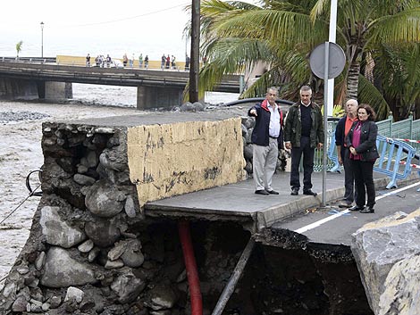 Aumenta la alerta por fuertes lluvias y nieve a 40 provincias 1261771027_0