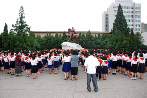 La sucesion en Corea , otro ejemplo de lo "democraticos" son los comunistas. 1285217172_0