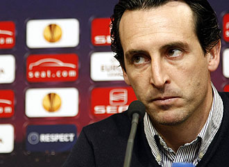 Emery no da pistas y convoca a 21 futbolistas 1268310589_0