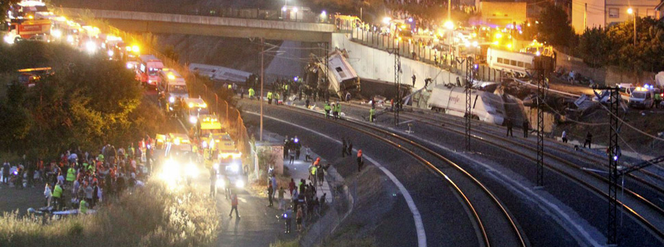 45 muertos en el accidente de Santiago 1374694541_extras_portada_5