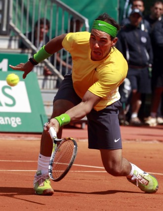 Rafa Nadal progresa y llega a cuartos de final en Montecarlo. 1302783259_0