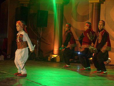 ختام مهرجان ادلب للفنون 097741_2009_07_14_11_15_41.image3