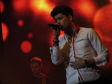 DE SU PROPIEDAD .. semi-hot Zayn-malik-glasgow-1703118379