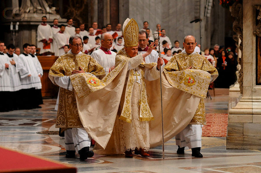 Cardinal Sarah : «Dieu est silence, et ce silence divin habite l’homme» A020108_1