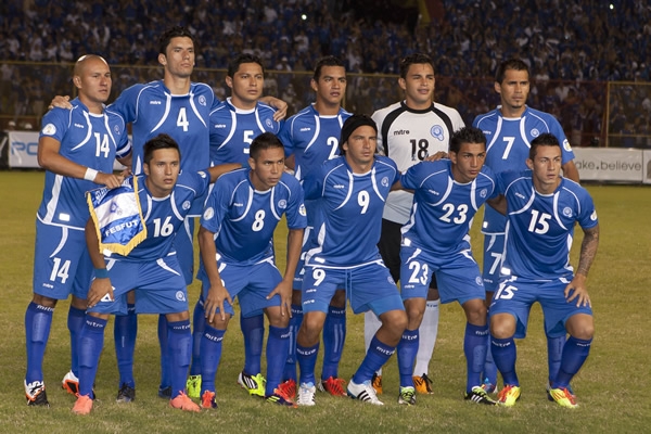 Rumbo a La Copa Mundo 2010: El Salvador 1 Mexico 2. 17-0