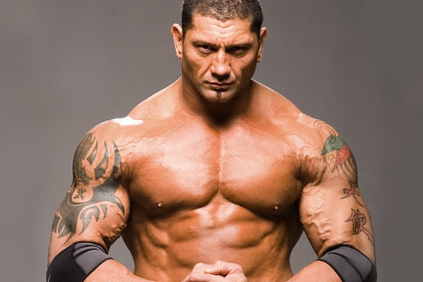 [Divers] Top 15 des Superstars qui devraient revenir pour un dernier match (WWE.com) Batista