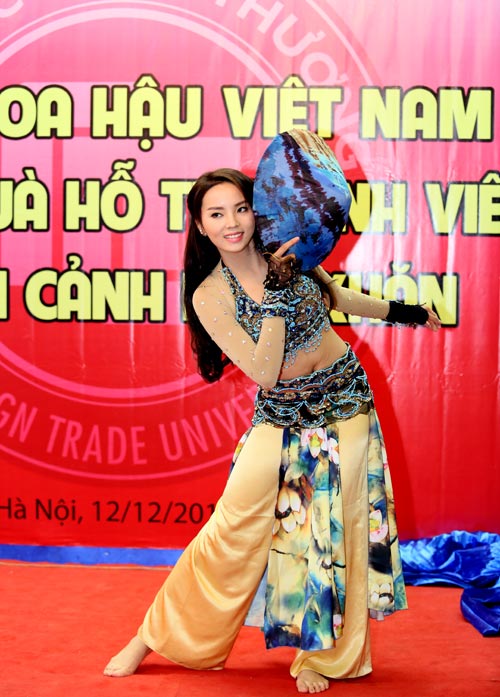 NGUYỄN CAO KỲ DUYÊN - MISS VIETNAM 2014 - Page 17 1418380960-img_2444