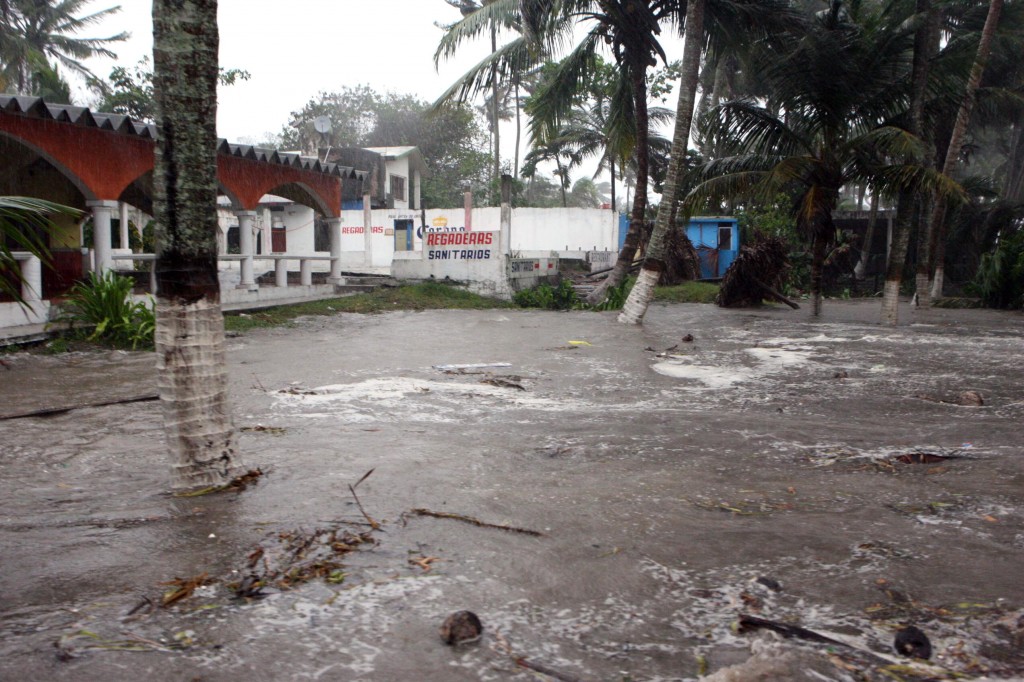 Temporal de lluvia deja más de 3.500 damnificados y 9.500 aislados en Chile Temporal-de-lluvia-deja-m%C3%A1s-de-3.500-damnificados-y-9.500-aislados-en-Chile