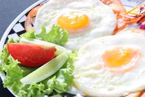 بيض عيون... Eve-mrkzy-cooking-recipes-egg-787