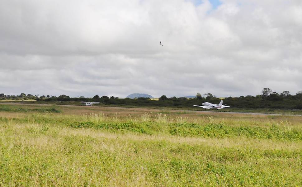 [Brasil] Jato decola antes para não bater em avião em Caruaru (PE) 79519-970x600-1