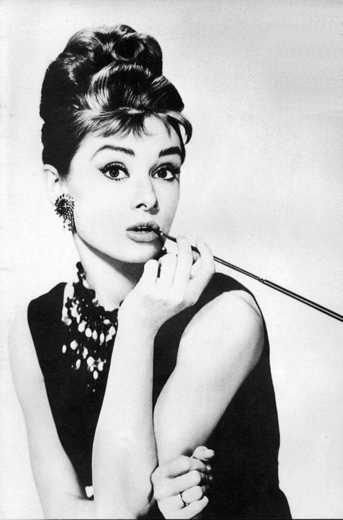 Audrey Hepburn - Page 3 Breakfast-at-Tiffanys-affiche4