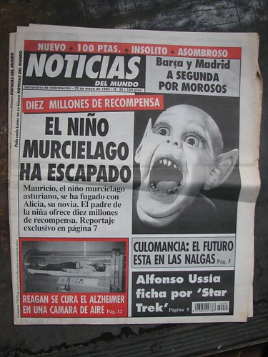 Habia un "periodicucho" divertido que se llamaba Noticias Del Mundo...Portadas de 'Weekly World News' 511893790_8c4b6574ed