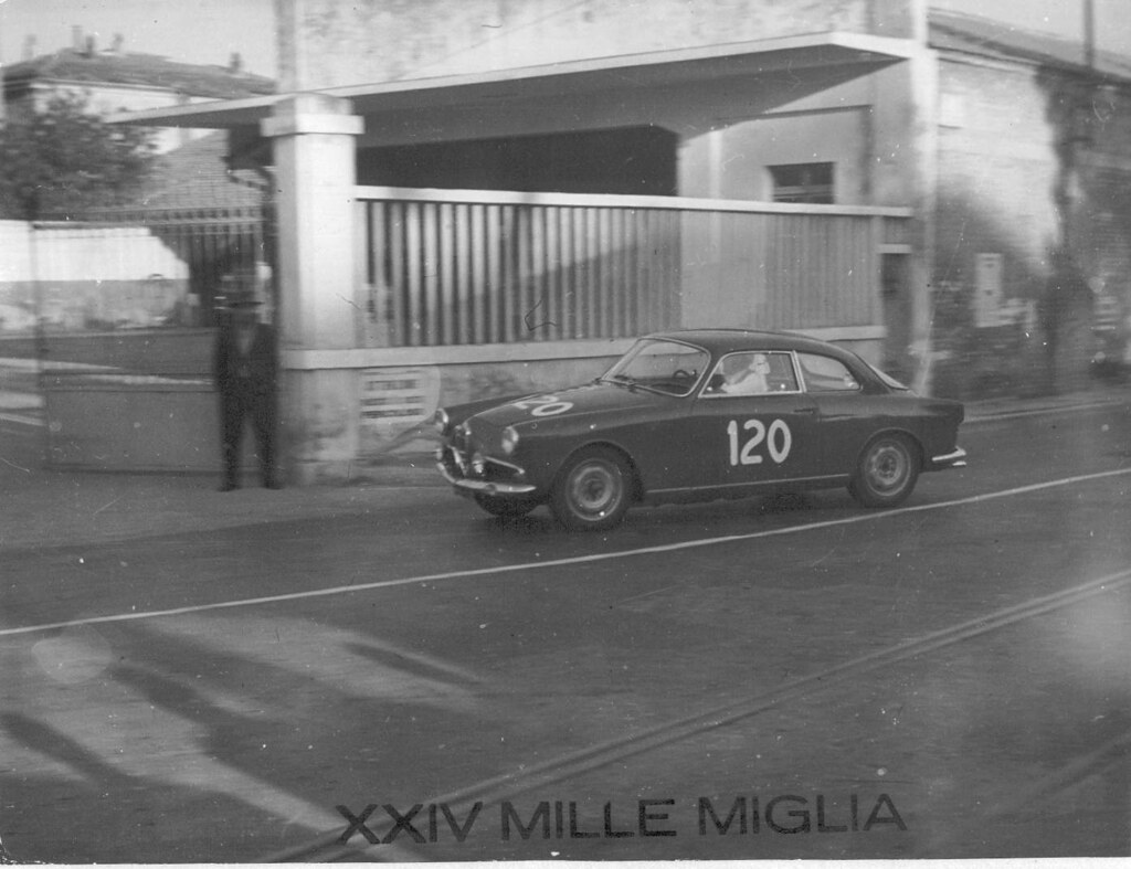 Une Giulietta en 1956 171992747_50cd23d8e1_b