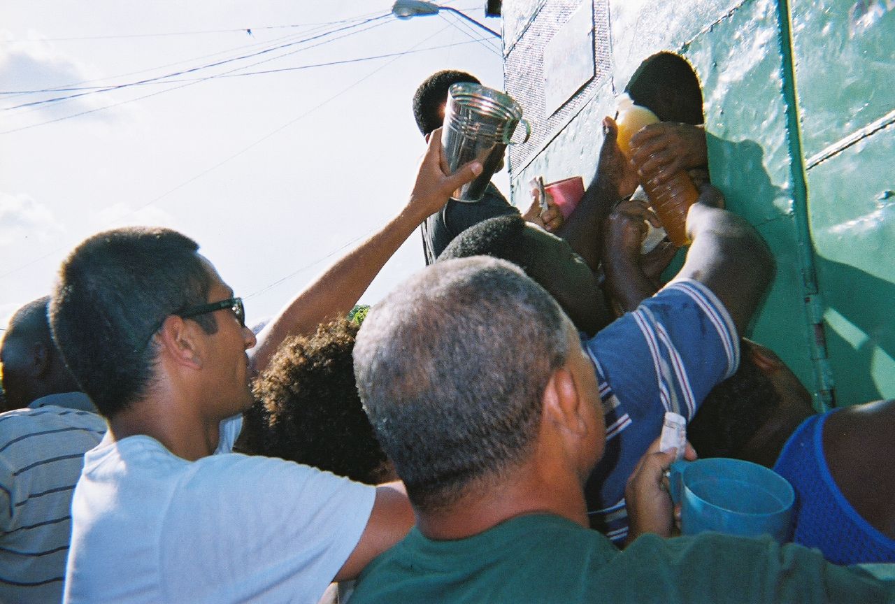 Cuba: fotos del acontecer diario - Página 6 203559011_c9283f23cb_o