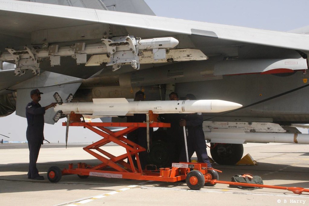 صواريخ القوات الجوية الجزائرية  [  Missiles / Munitions /  l'AAF  ]   - صفحة 2 31591019990_276624baf5_b