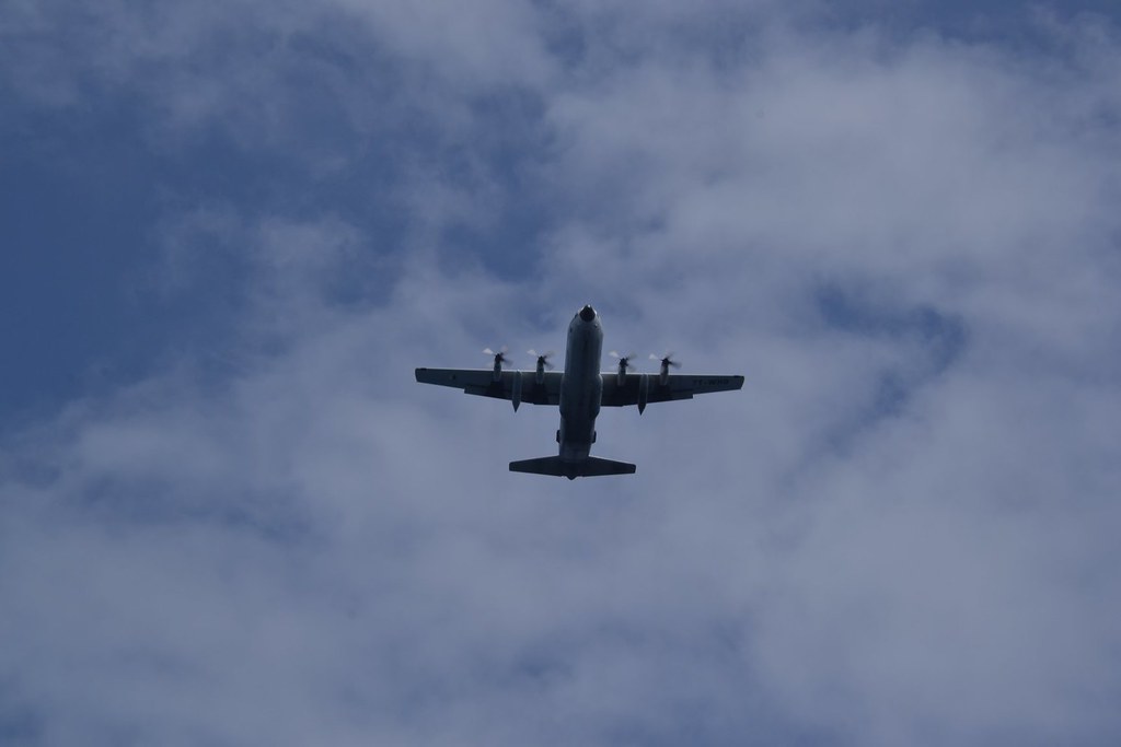 صور طائرات النقل والشحن الجزائرية [ C-130H/H30  /  Hercules ]  - صفحة 22 40404046500_770fd63bf5_b