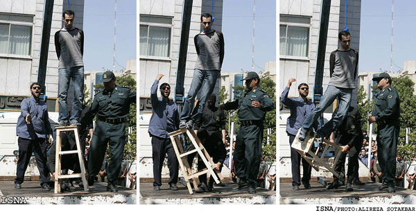 اعدام سفاح النساء علنا بالونش في ايران 1249076537_d7bc2ee2c6_o