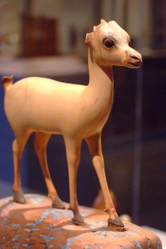 la figura de la gacela en el arte del antiguo Egipto 674793050_5bb07c3d10