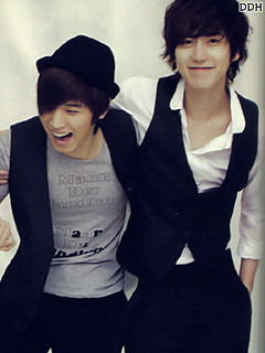 30 Days KyuMin Game II! - Página 7 4606350440_60f3f028ba