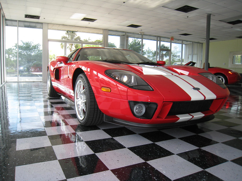 FORD GT 2005 3530471631_1a02f9b35d_b