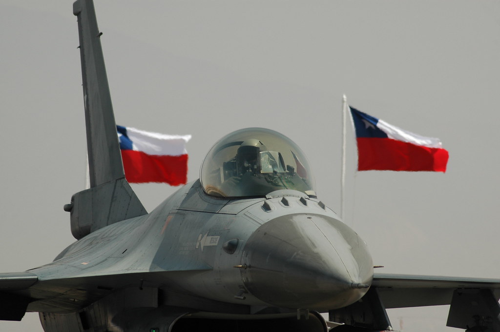 FUERZAS ARMADAS DE CHILE - Página 2 2361446995_3f2a29140e_b